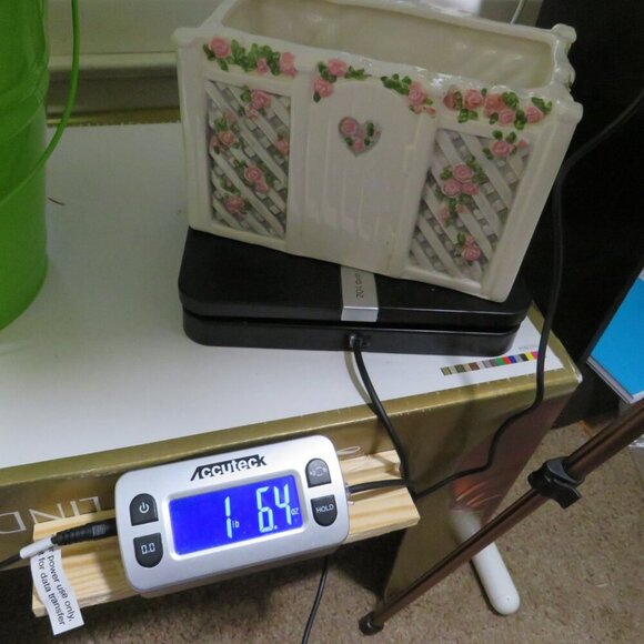 Roses on a Lattice Garden Wall & Gate Ceramic Planter All 4 Sides Embossed 1lb+ - Picture 10 of 12